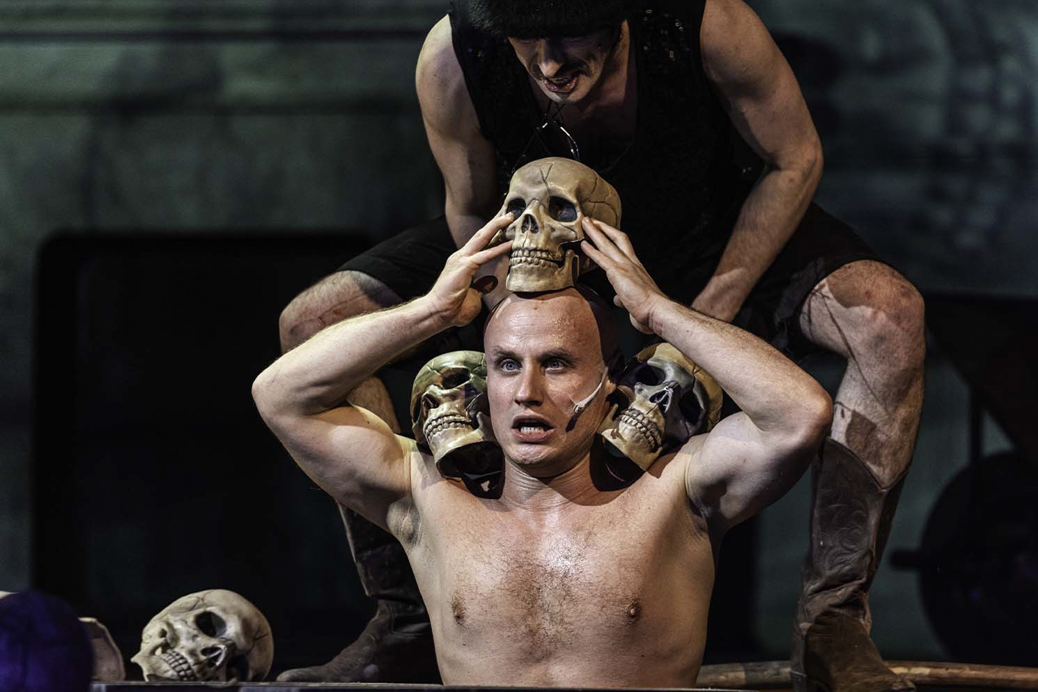 Обложка статьи И страх, и смерти, и любовь Кирилл Серебренников привез в Париж новый спектакль «Гамлет. Фантомы»