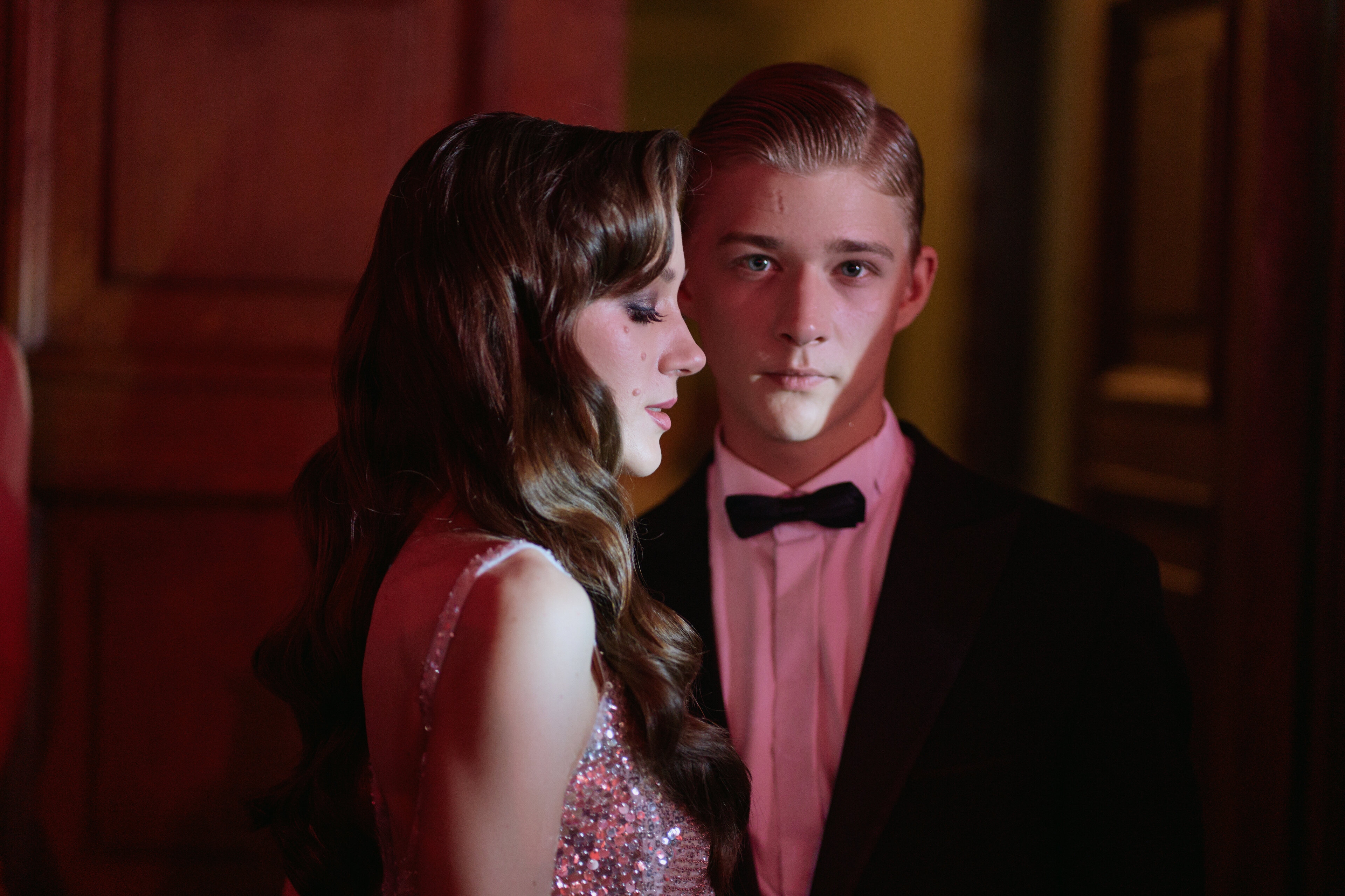 Обложка статьи «Первая»: дочь Харичева из АП сняла кино о московских мажорах